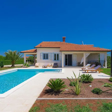 Eugen By Interhome 度假居 Barban