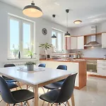 펜션 Eugen By Interhome